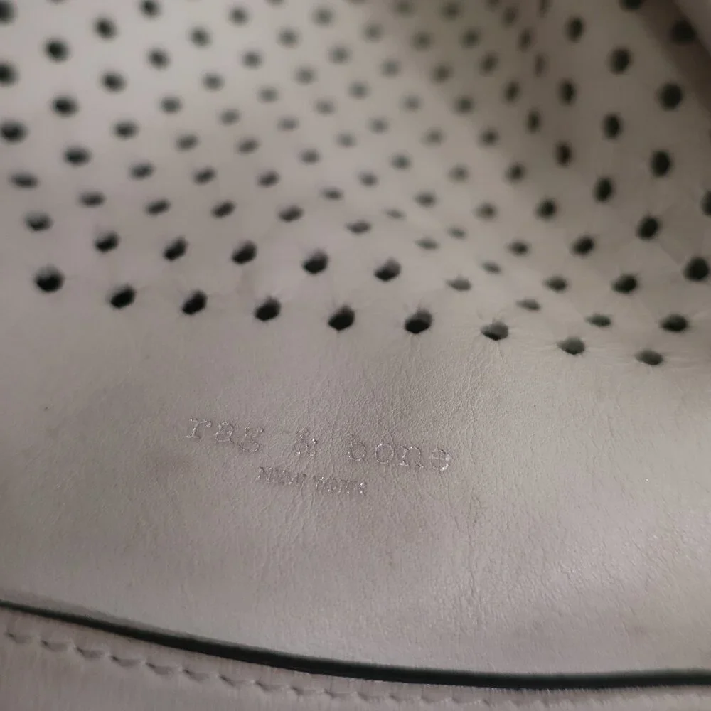 rag & bone shows signs